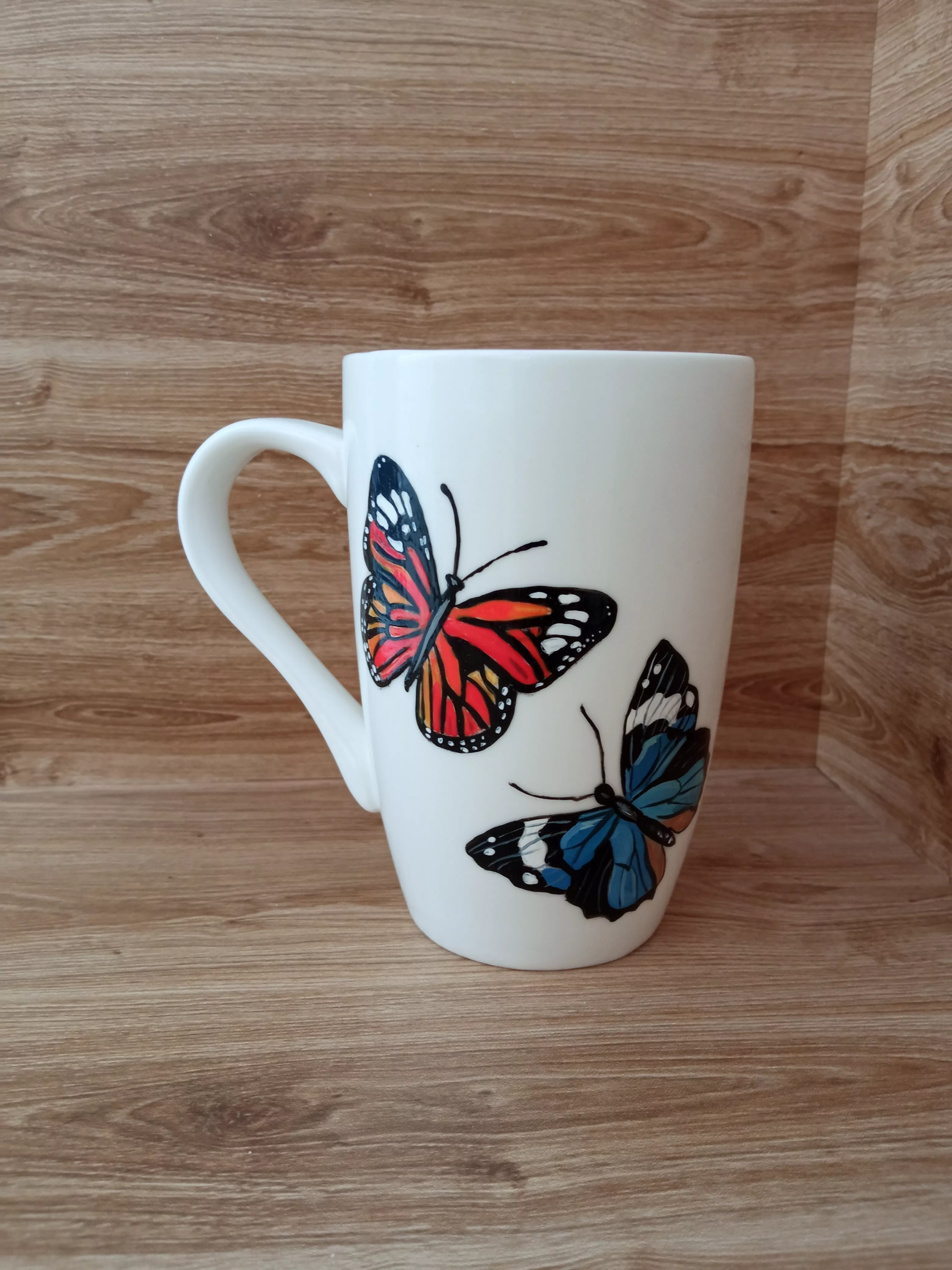 Кружка с ручной росписью Бабочки Art-Works Фарфор CN-122