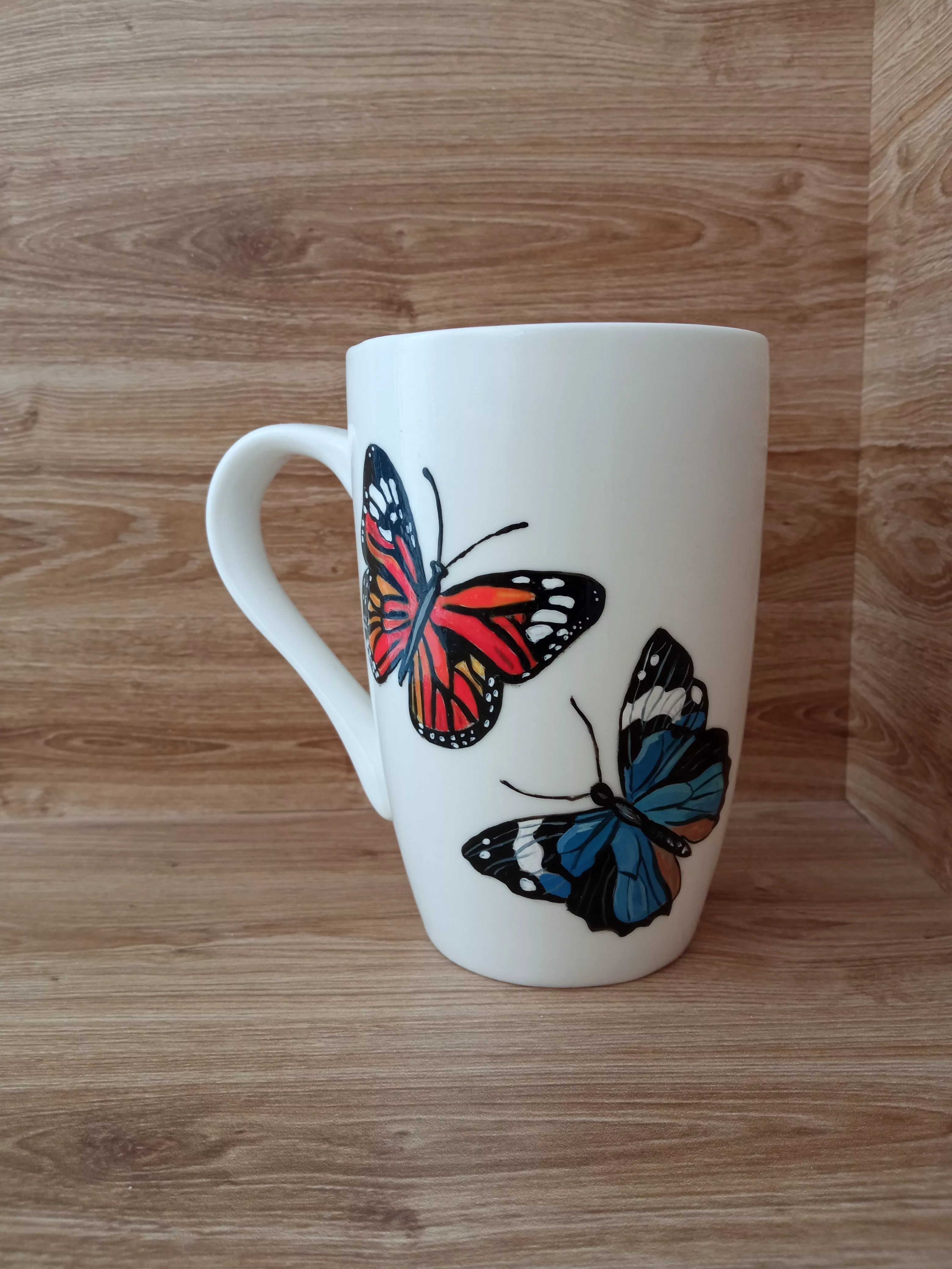Кружка с ручной росписью Бабочки Art-Works Фарфор CN-122